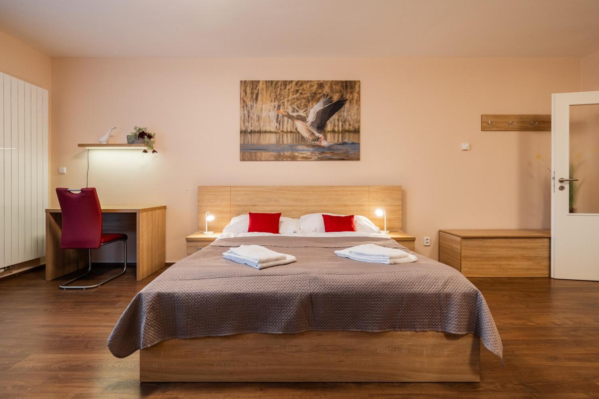 Apartmany Viva Třeboň מראה חיצוני תמונה